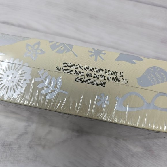 New! BeKind Good Vibes Soy Wax Scented Candles - Picture 4 of 4